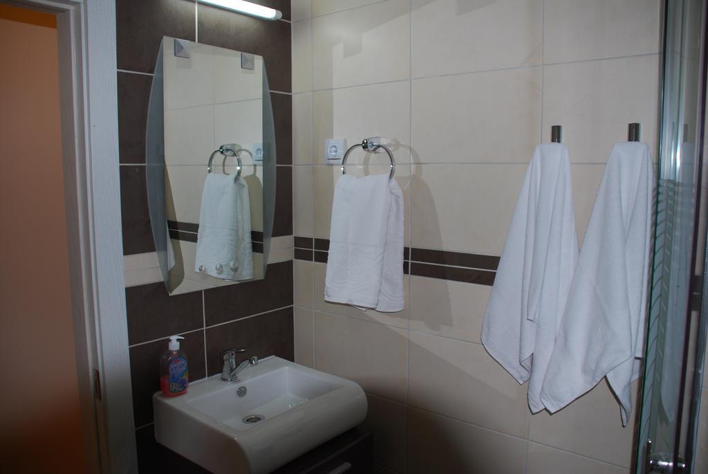 אוהריד Chanovi Apartments חדר תמונה