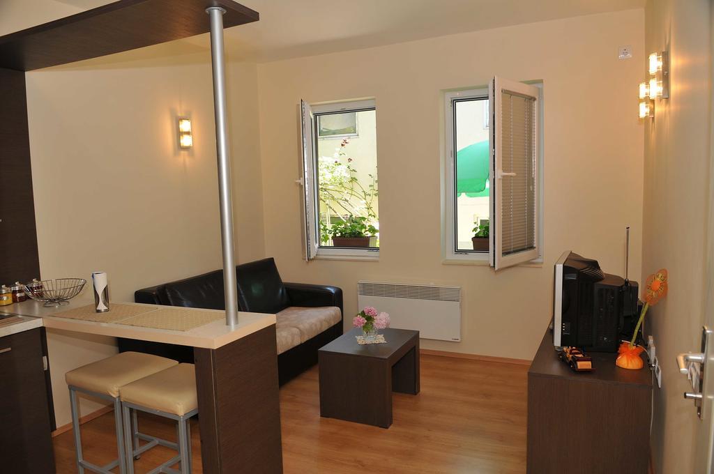 אוהריד Chanovi Apartments חדר תמונה
