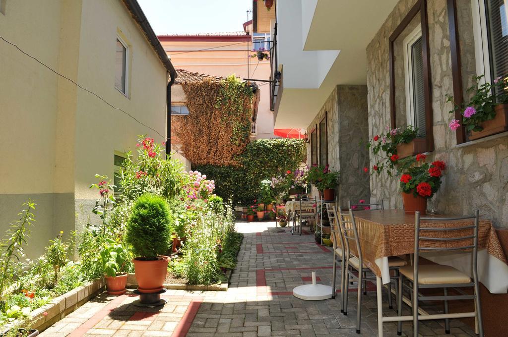 אוהריד Chanovi Apartments מראה חיצוני תמונה
